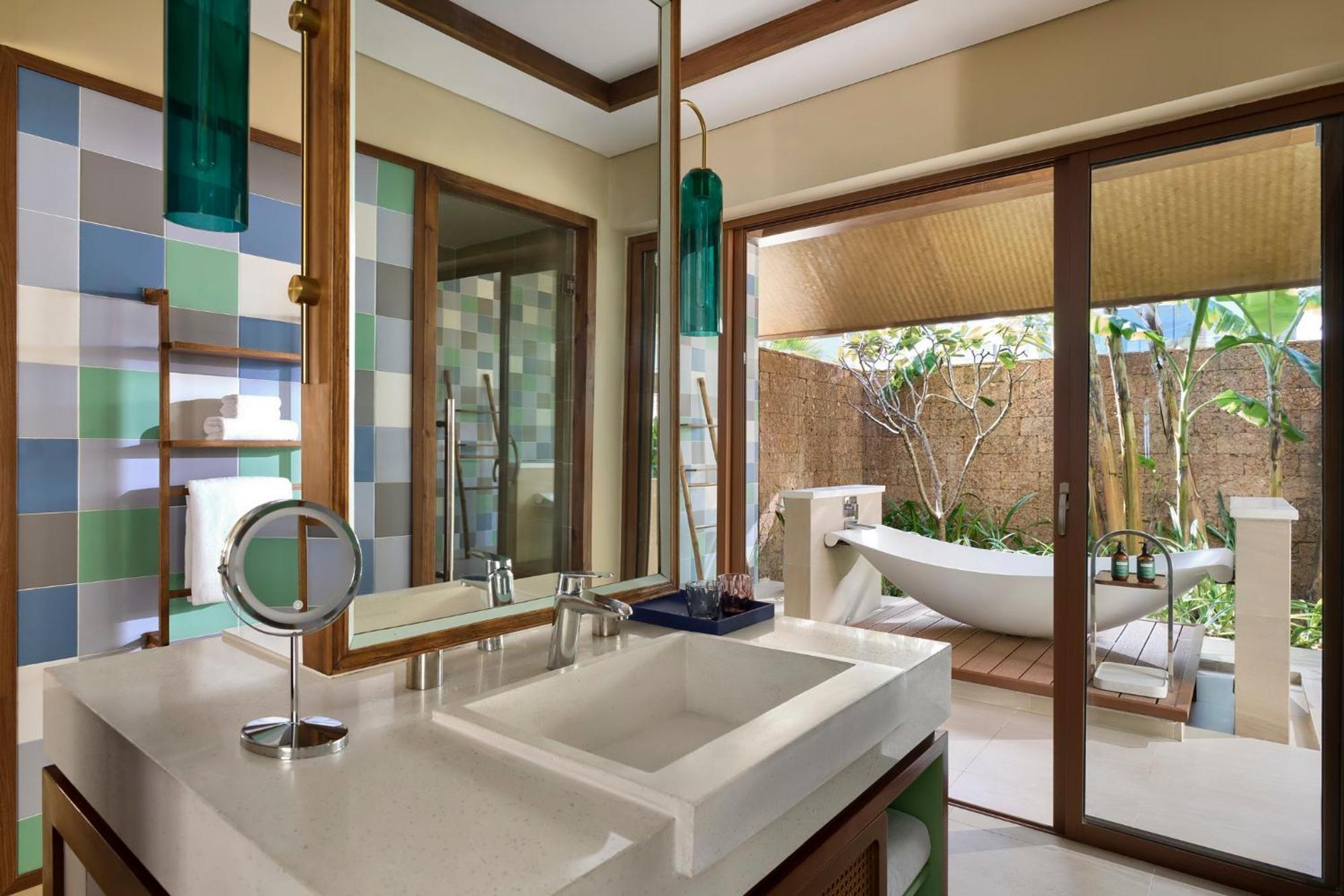 Voco Quang Binh Resort By Ihg Донг Хой Екстериор снимка
