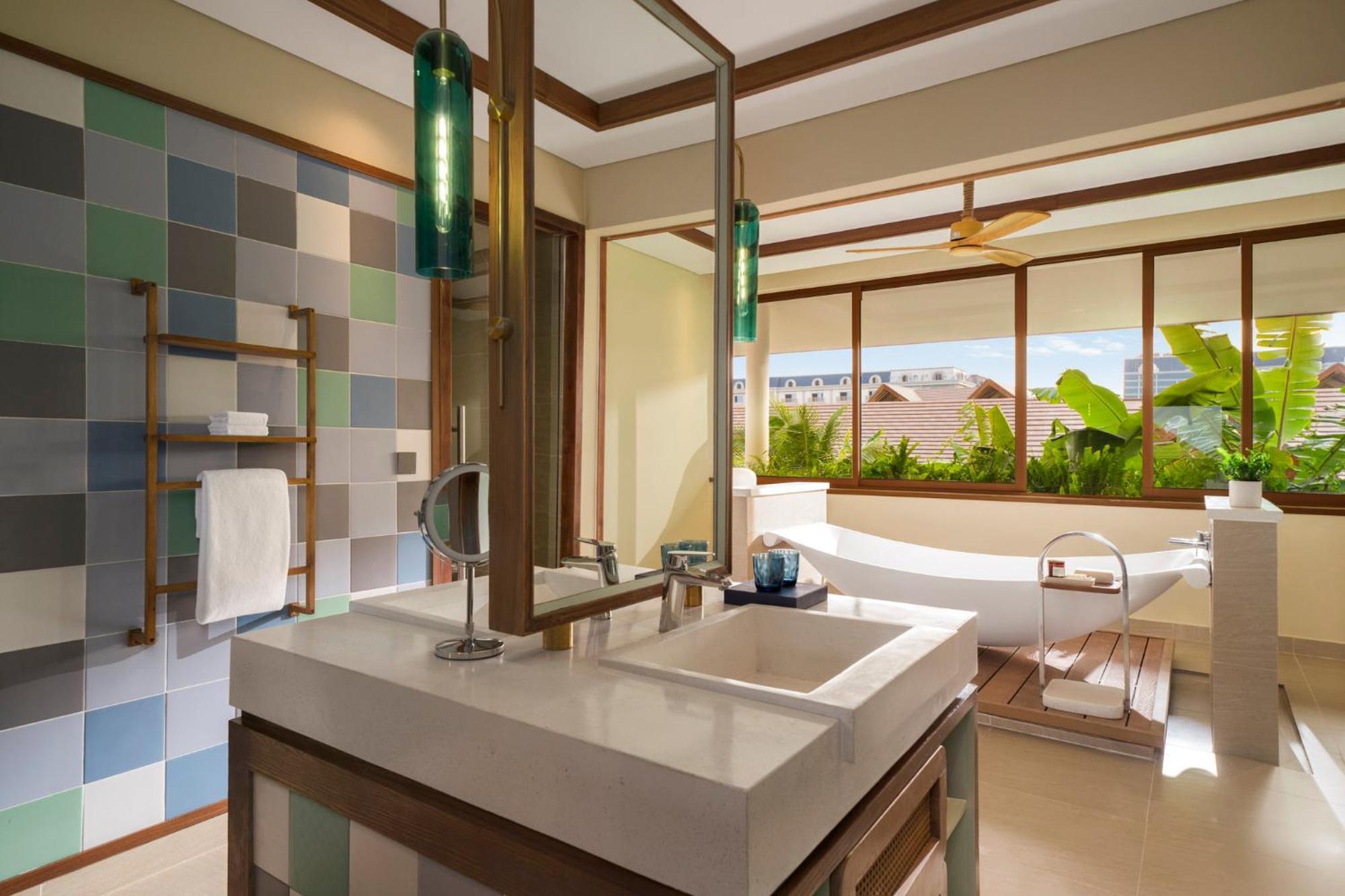 Voco Quang Binh Resort By Ihg Донг Хой Екстериор снимка